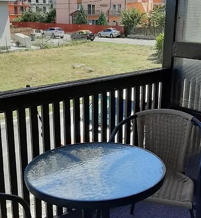 Gazde/Camere de închiriat Casa Monique